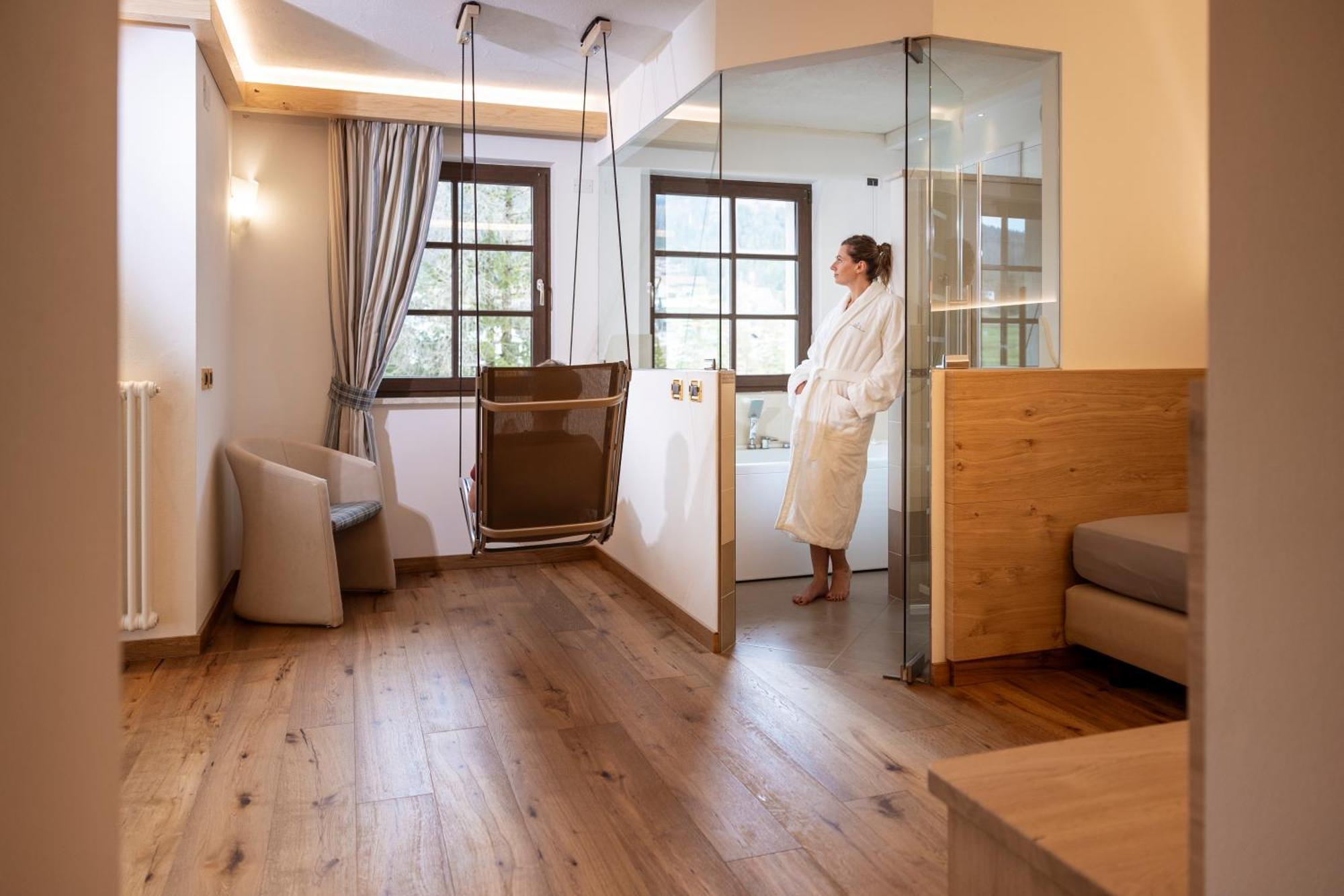 Hotel Terme Antico Bagno Pozza di Fassa Room photo